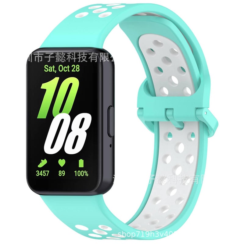 سوار ساعة ذكية باللون أبيض قابل للتعديل رياضي من السيليكون متوافق مع Samsung Galaxy Watch بملاءمة قابلة للتعديل وحزام ناعم للاستبدال اليومي - Image 1