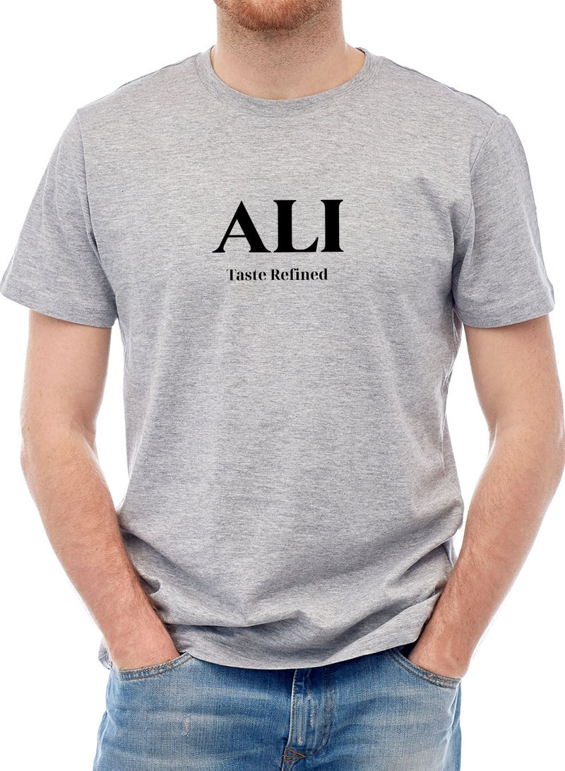 لوحة تيشيرت قطن قابل للتخصيص باسمك مع تصميم عبارة إنجليزية ذوق رفيع - Image 4