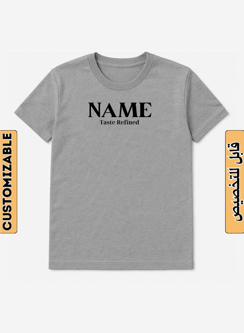 لوحة تيشيرت قطن قابل للتخصيص باسمك مع تصميم عبارة إنجليزية ذوق رفيع - Image 1
