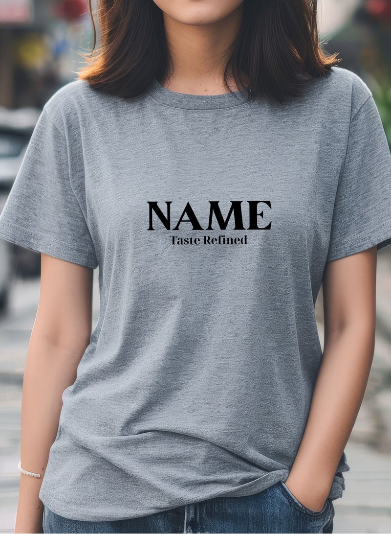 لوحة تيشيرت قطن قابل للتخصيص باسمك مع تصميم عبارة إنجليزية ذوق رفيع - Image 3