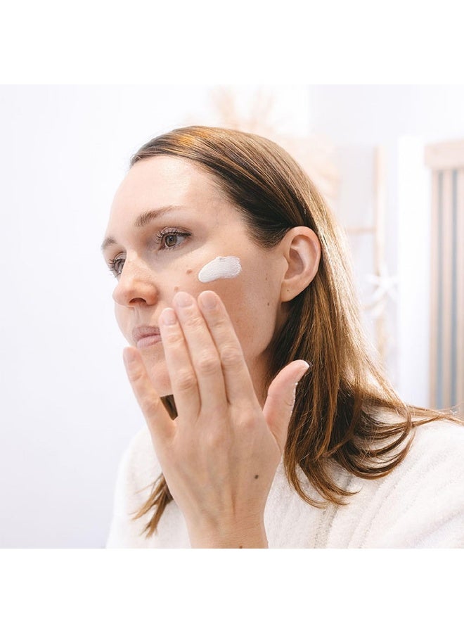 Uriage Bariesun Spf 50 Fluide Anti Tache 40 Ml High Factor Sunscreen For Stain Tendency Skin - Image 3