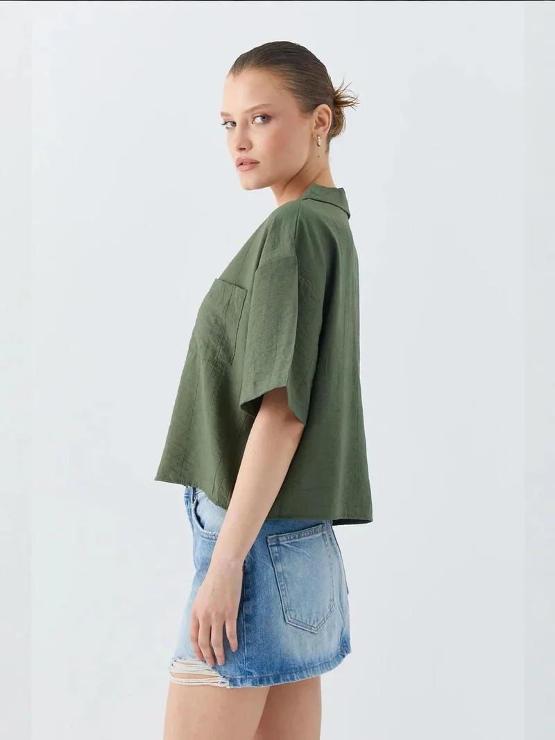 MixRay Mixray Loose Fit Button-Up Crop Shirt with Pocket