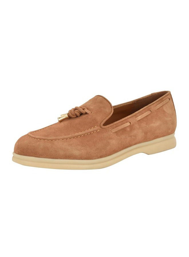 GUESS Women's Aryana Loafer, Medium Natural Suede 101, 38.5 EU - Image 1