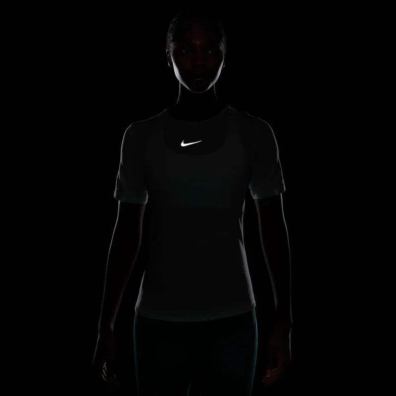 Nike Women's Swift Wool Dri-FIT Running Top