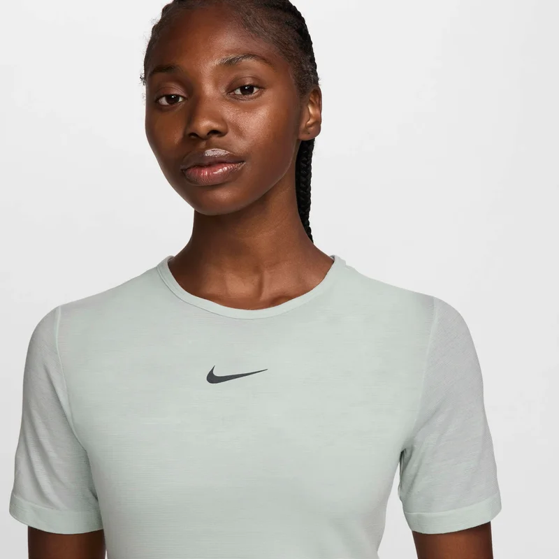 Nike Women's Swift Wool Dri-FIT Running Top