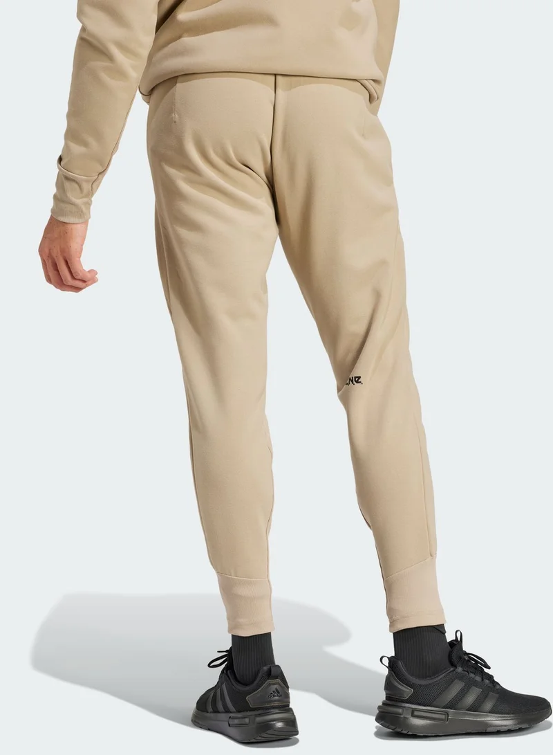 adidas بنطال زد.ان.اي للشتاء