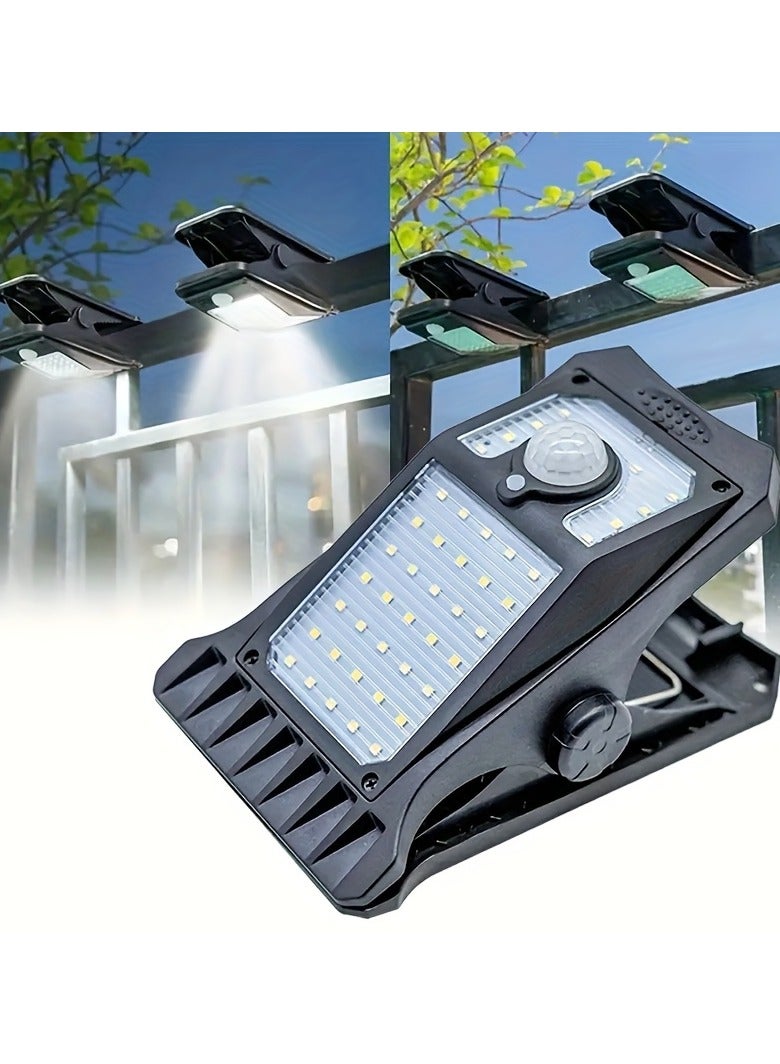 ارواق مصابيح استشعار الحركة الخارجية بالطاقة الشمسية، 45 مصباح LED، قابلة للتثبيت في 4 أوضاع إضاءة مع بطارية ليثيوم 1500 مللي أمبير في الساعة للفناء والشرفة والجدار والمرآب والطوارئ، لا تتطلب التركيب - Image 1