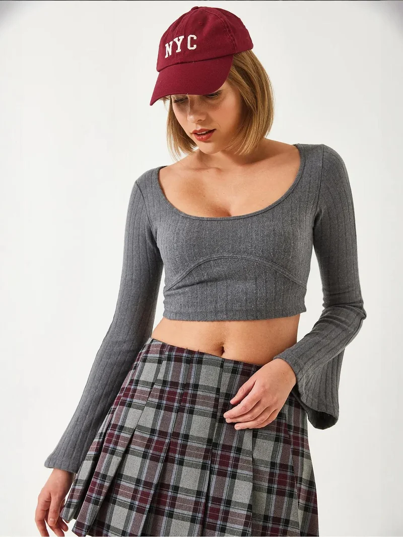 Bianco Lucci Charcoal Grey LUCCI Stitch Detailed Crop Top for Women | Best Price UAE