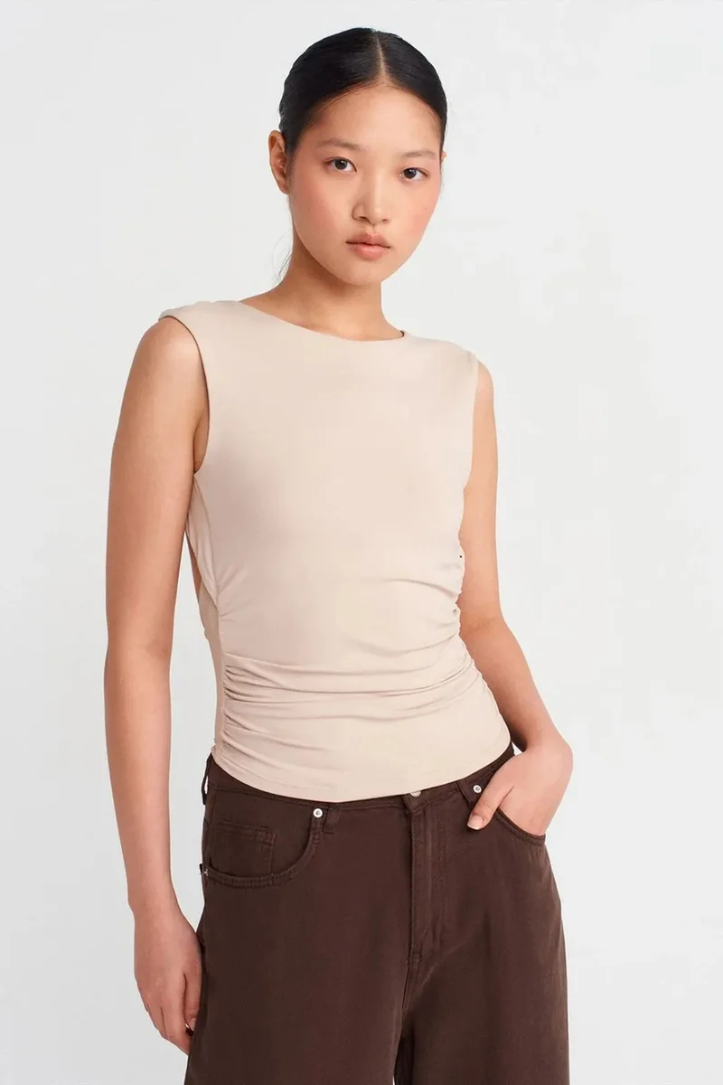 ديلفين DILVIN Women's Slim-fit Cut-out Crop Blouse