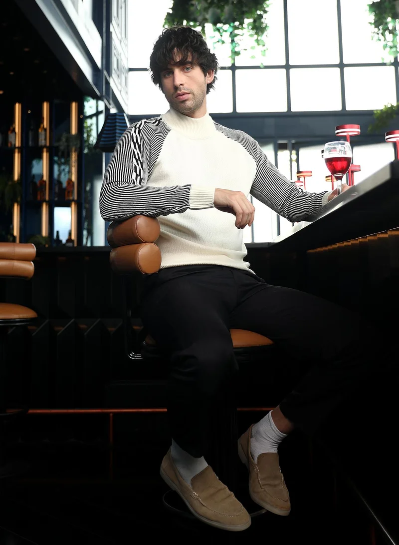 Campus Sutra Men Self-Raglan Knit Pullover Sweater | Mock Neck, Long Ribbed Cuff Sleeve | Pull On , Ribbed-Straight Hem | Colourblock Jacquard | Knitted Fabric For Casual & Daily Wear | White & Black