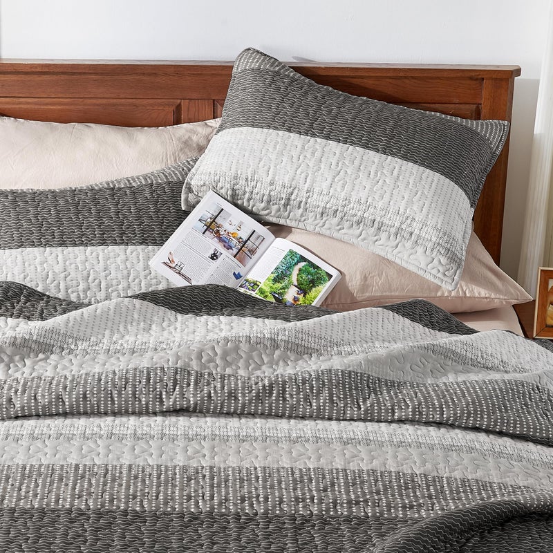 Andency California King Quilt Set - Dark Grey Lightweight Soft Quilt Cal King - Summer Bedspread California King Size - Bedding Coverlet for All Seasons (Includes 1 Quilt, 2 Pillow Shams) - Image 4