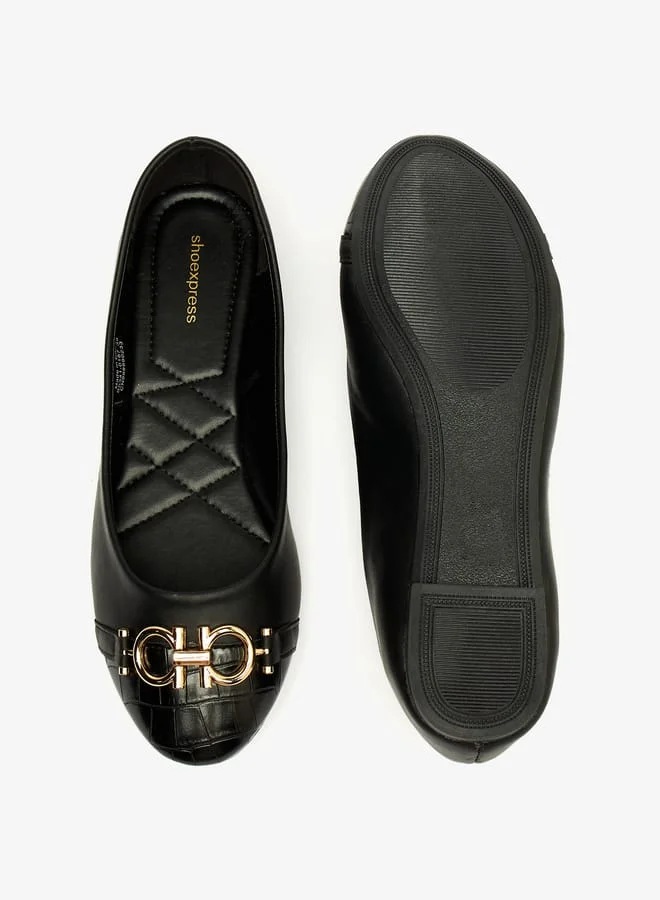 shoexpress Women Textured Slip-On Round Toe Ballerinas with Embellished Detail