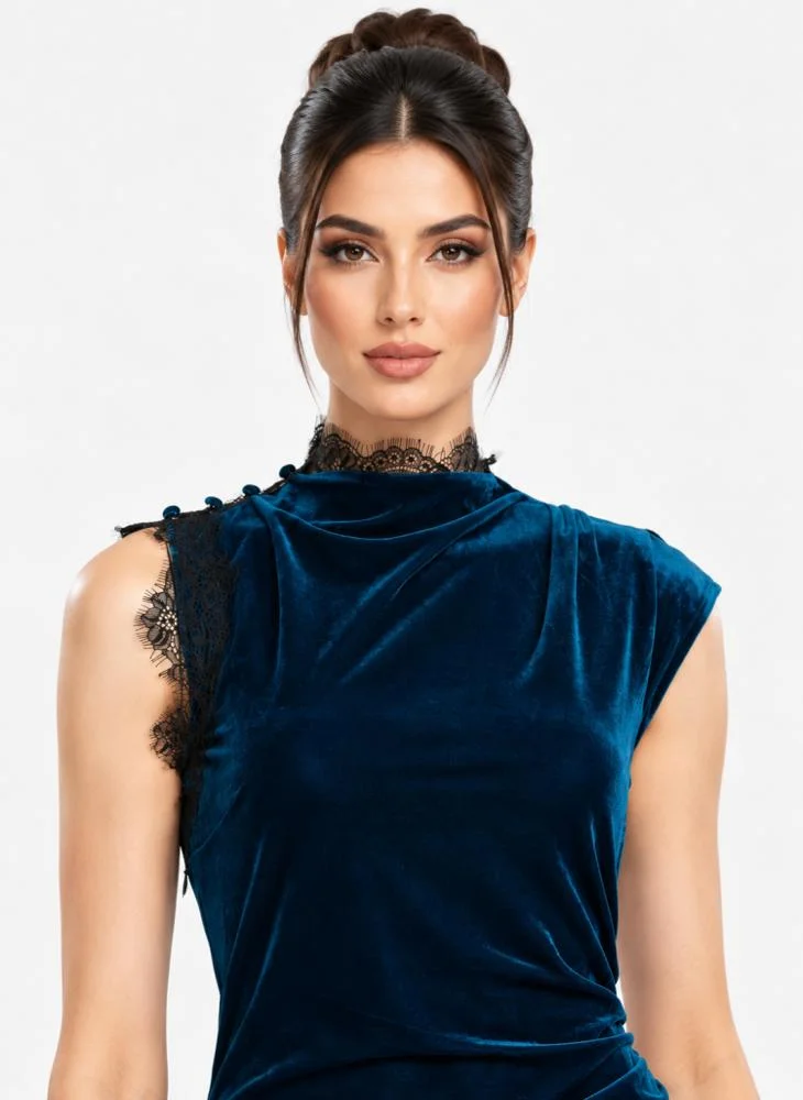 Opera Fashion Turquoise Velvet Evening Dress with Black Lace Details