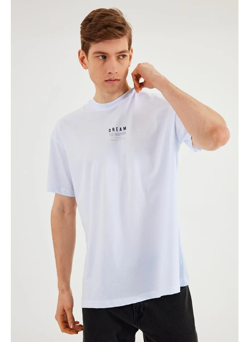 ميتاليك Leo Men's Oversize T-Shirt