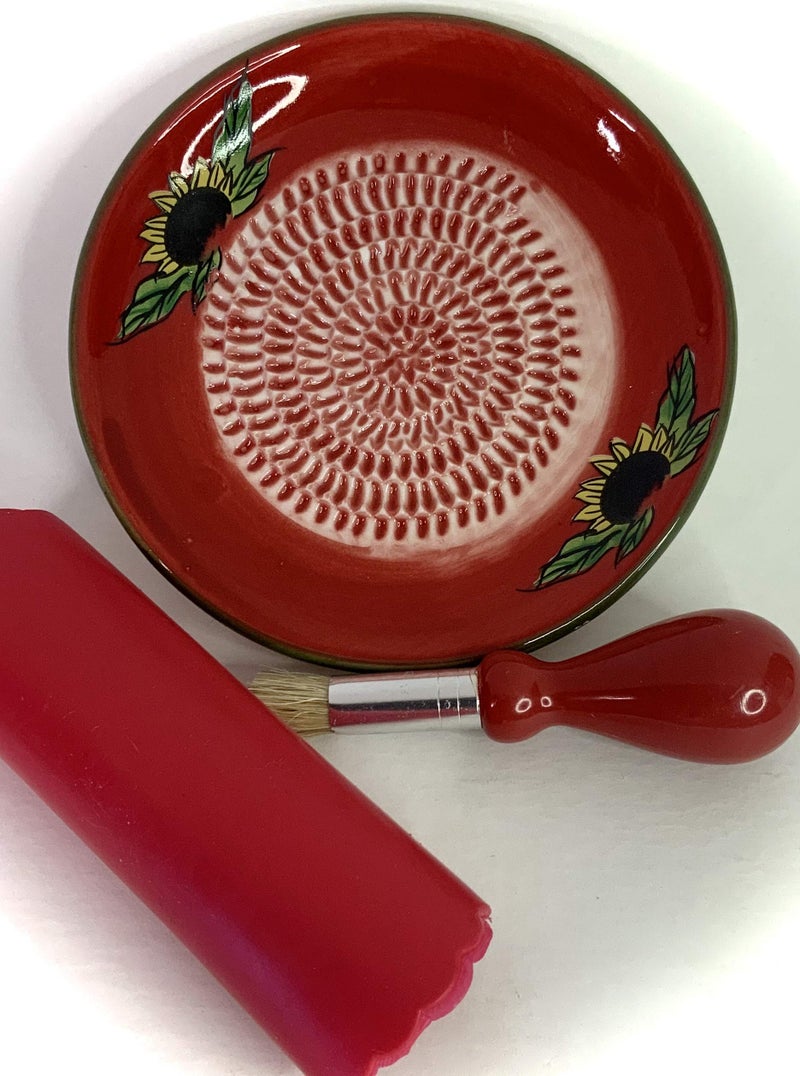 BonCera, All-in-one Premium Ceramic Garlic Grater Plate 4-Piece Set - Red Sunflower Design, Classic Style - For Garlic, Ginger, Chocolate, and more! - Comes with 5.25" Plate, Peeler, Brush, and Stand - Image 5