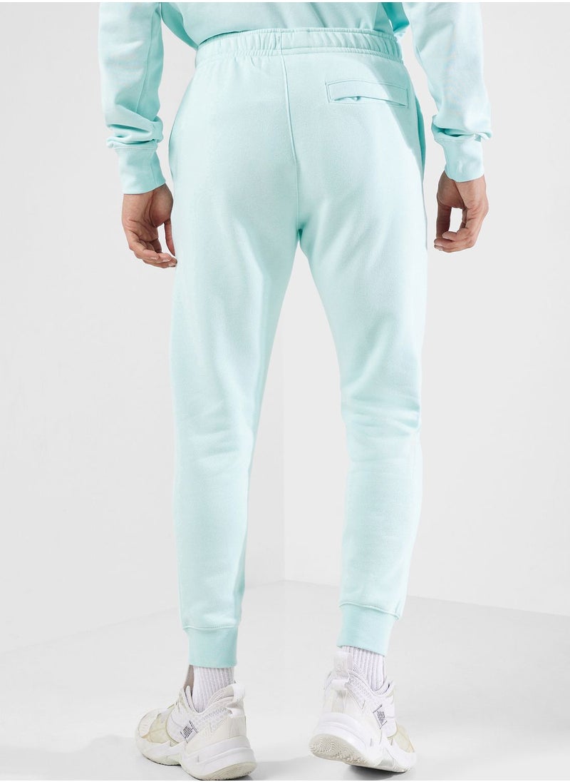 Nike - Essential Joggers - Image 1