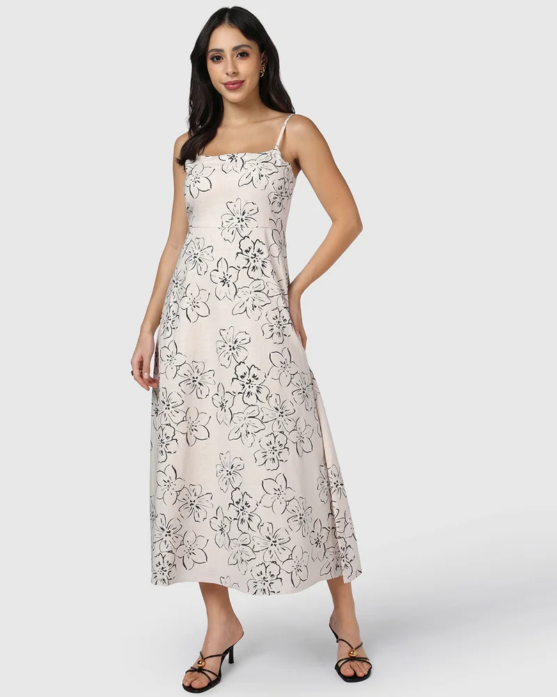 بيواكوف Women's Off White All Over Printed Flared Dress