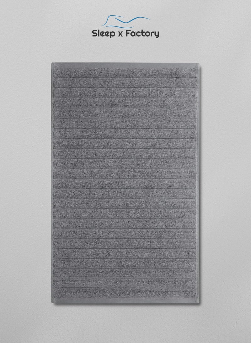 سليب × فاكتوري منشفة استحمام مموّجة – قطن نقي ١٠٠٪، ناعمة وعالية الامتصاص  – ٧٠×١٤٠ سم - Image 2