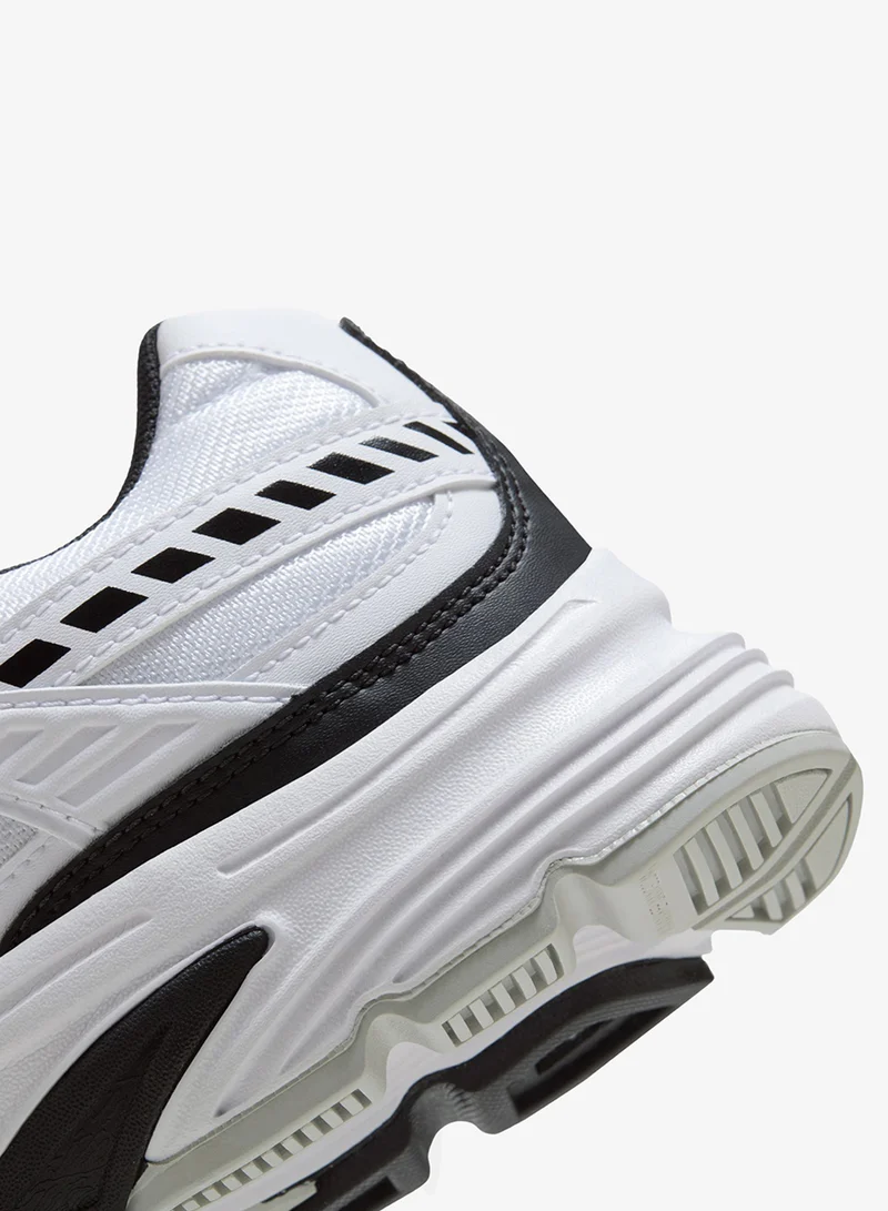 Nike Initiator