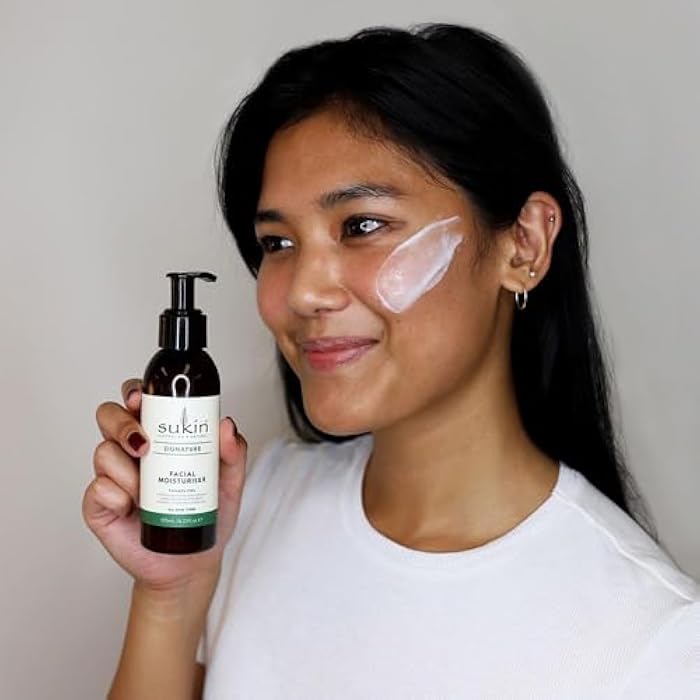 Sukin Facial Moisturizer Pump, Hydrating Face Cream with Wheat Germ and Vitamin E to Deeply Nourish, Soften and Improve Skin Texture, 4.23 Fl Oz - Image 3