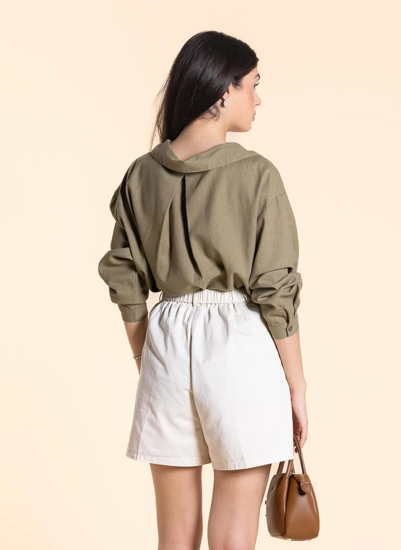 SHAPES DETAILED EMBROIDERED COMFORT SHIRT