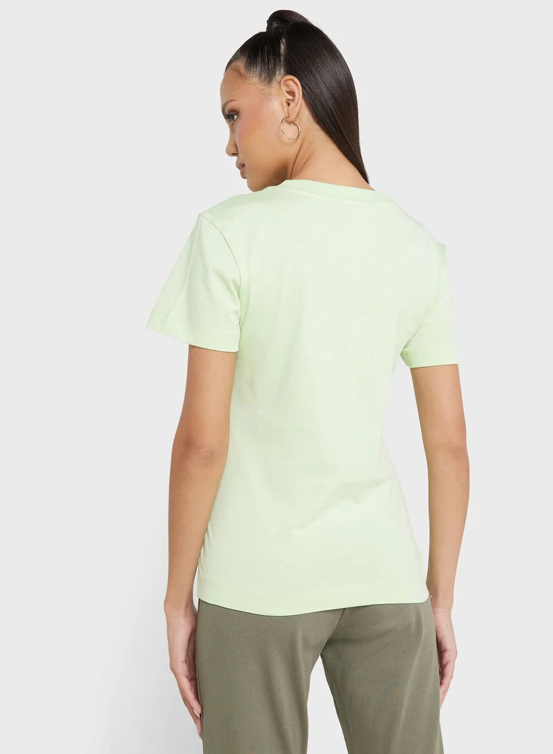 Calvin Klein Jeans Crew Neck Slim Fit T-Shirt