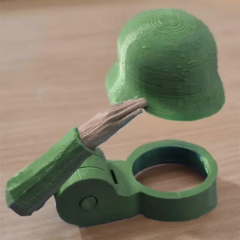 Soldier Salute Beer Bottle Helmet - Image 4