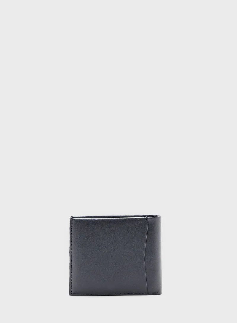 Calvin Klein Jeans Logo Bifold Wallet And Keyring Set