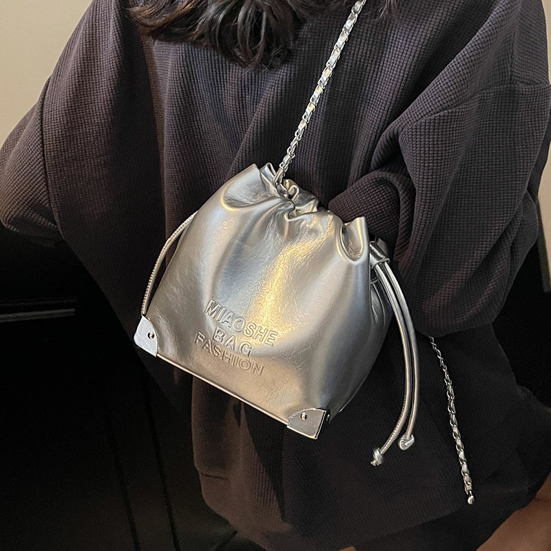 Popular Simple Small Bag Women'S Fashion Soft Leather Drawstring Bucket Bag Texture Chain Messenger Bag - Image 3