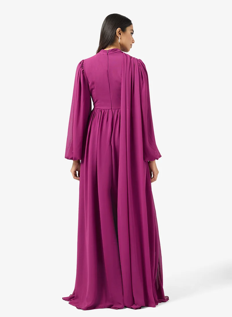 خزانة Embellished Waist Dress With Trail