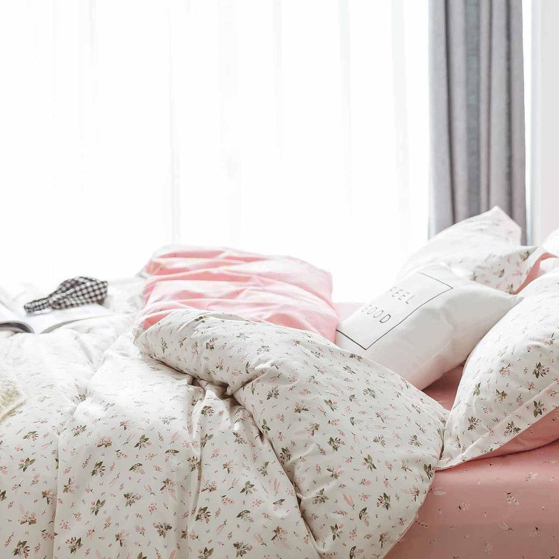 Faincy Floral Queen Size Comforter Set, Pink White Flower Leaf Pattern Printed Preppy Reversible Alternative Bed Sets - 90 x 90 3PC Soft Microfiber Duvet Vintage Bedding in a Bag for Women Girls - Image 3