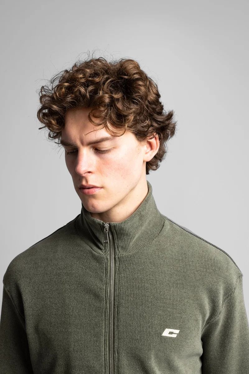 Catch High-neck Zip-up Ribbed Sweatshirt