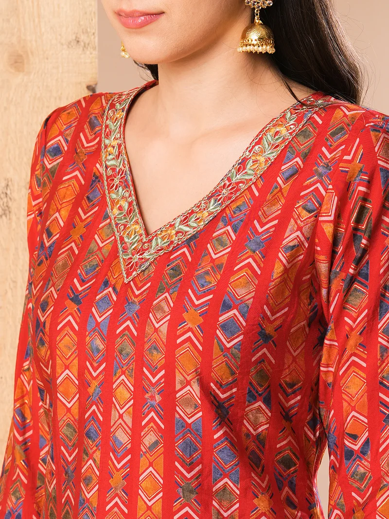 globus Women Red & Blue Geometric Printed V-Neck Straight Kurta With Trousers & Dupatta