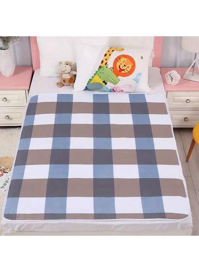 غطاء سرير قابل للطي وإعادة الاستخدام من Blue Check مقاس 31×49×47.24 بوصة قابل للغسيل للتخييم والفنادق - Image 1