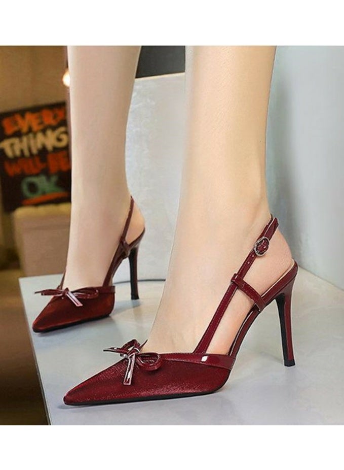 بيج تري مضخات إصبع القدم المغلقة للنساء الكعب العالي مع الديكور القوس النبيذ الأحمر 9 سم - Image 3