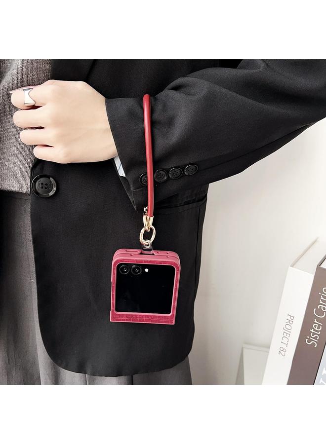 اس-توب جراب لهاتف Motorola Razr 50 Ultra مصنوع من مادة TPU بنسيج التمساح مع حزام - Image 5