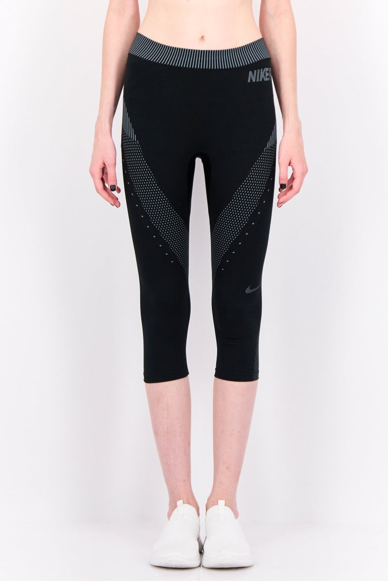 Nike Women Sportswear Fit Brand Logo Outdoor Crop Tights, Black - Image 1
