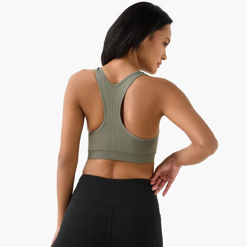 ادوت من سبلاش حمالة صدر رياضية بتصميم racerback ورقبة دائرية