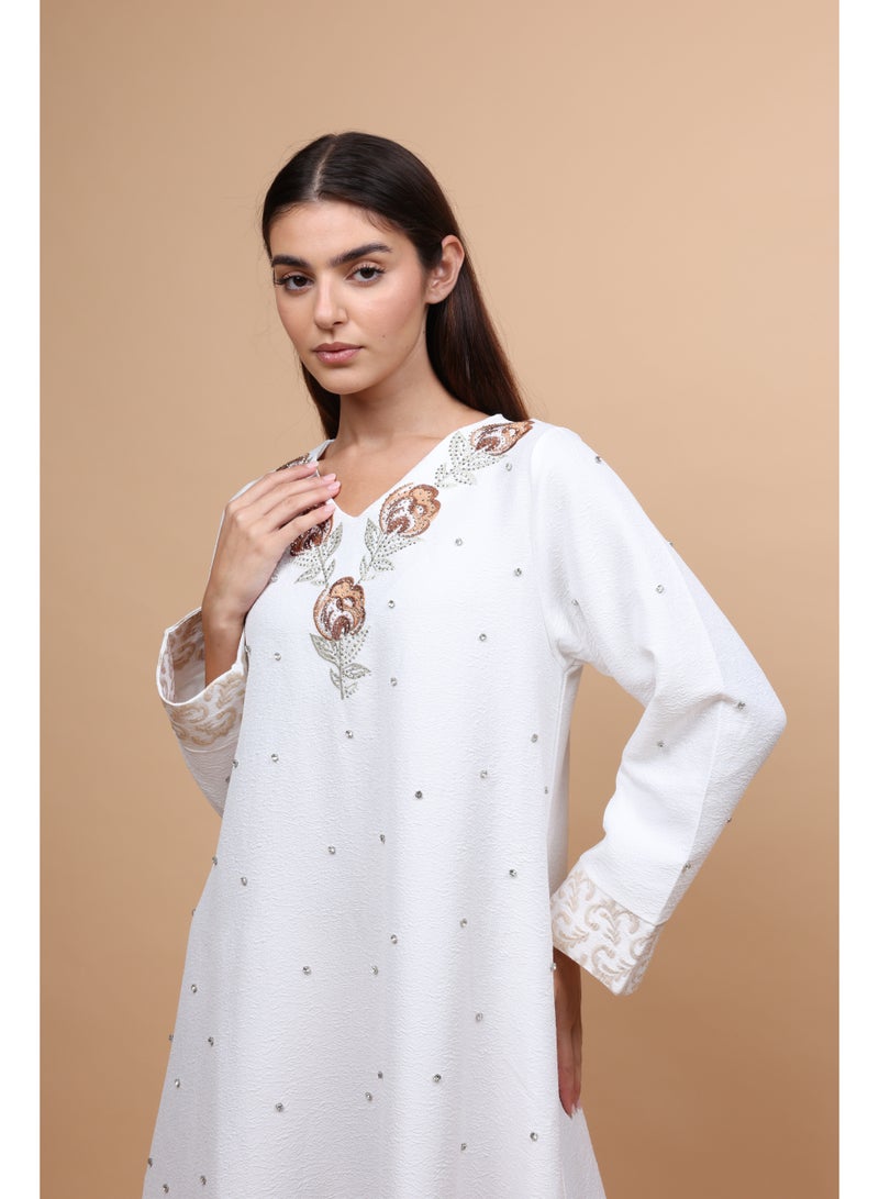 IKKXA Floral Crystal Pieces Classic Jalabiya - Image 2