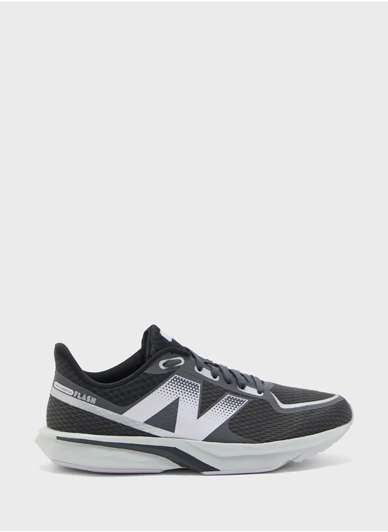 New Balance Flash Sports Shoes