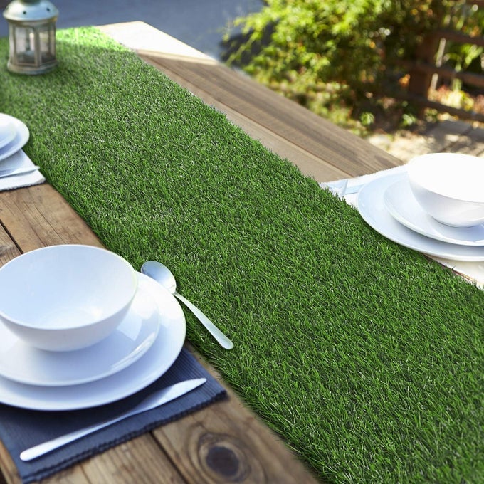 14 X 72 INCH ARTIFICIAL GRASS TABLE RUNNERS CARPET ROLL SYNTHETIC GRASS TABLE RUNNER GRASS TABLETOP DECORATION FOR SPRING FALL SUMMER HOLIDAY BABY SHOWER WEDDING BIRTHDAY BANQUET