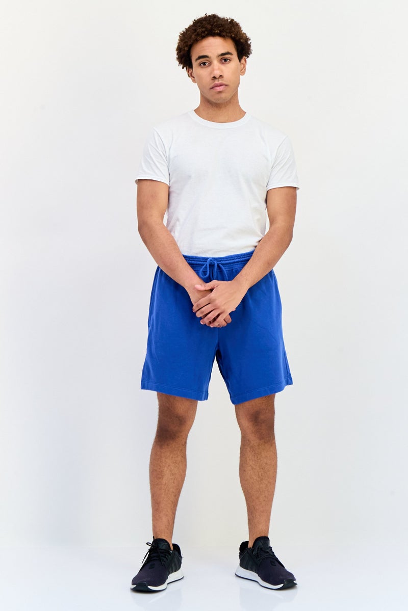 GAP Men Solid Basic Shorts, Blue - Image 2