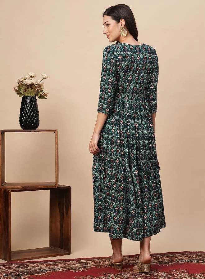 globus Globus All-Over Print Embroidered A-Line Tiered Midi Dress