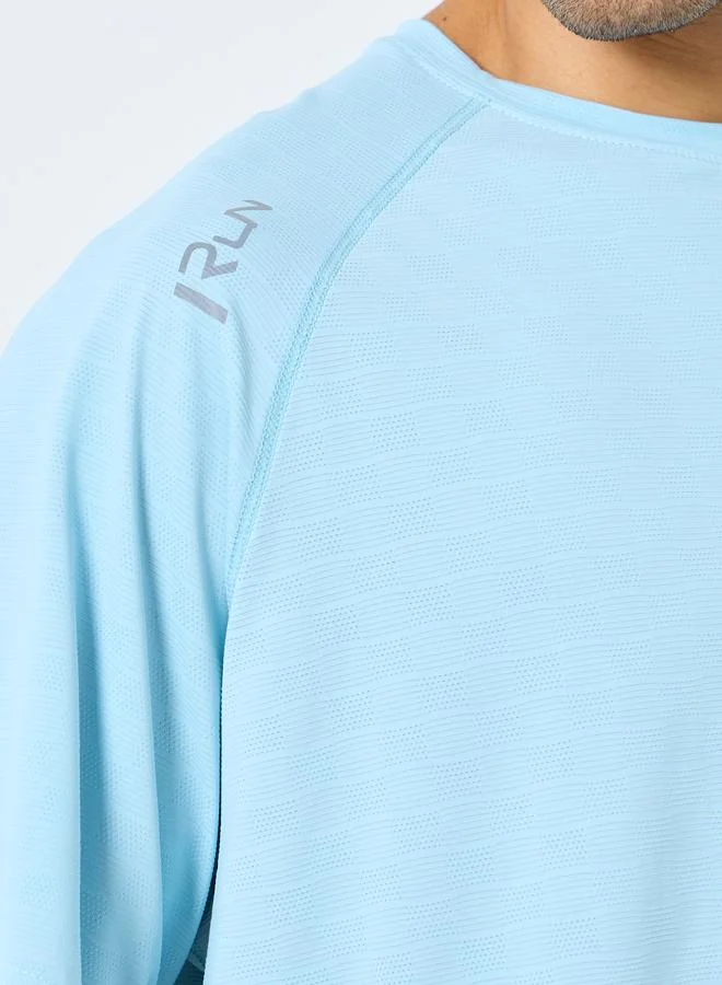 Styli  Styli Regular Fit Shoulder Print Detail Athleisure T-Shirt for Men | Best Price UAE