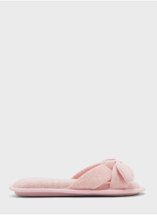 شبشب بفيونكة - pzsku/Z15F1982F0B598A2DD7ADZ/45/_/1734617991/93971ad7-af66-4494-8658-da36b9a62c27