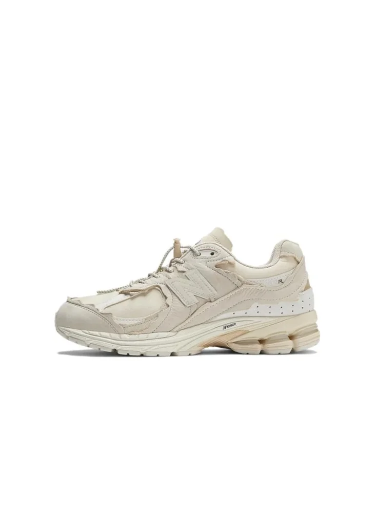 New Balance 2002R