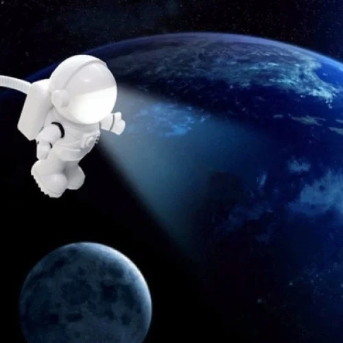 Ttt USB Astronaut Lamp