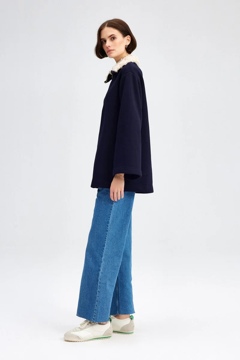 Touche Prive Fur Collar Sweatshirt