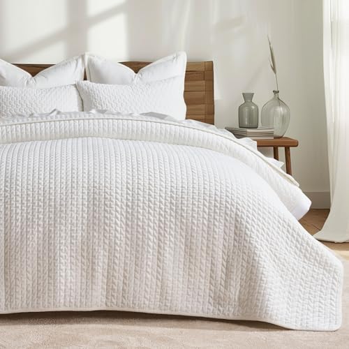 EVERGRACE Luxury Velvet Quilt Set King Size 3 Piece Soft CrossStitch Velvet Comforter Set with Pillow Shams Lightweight Coverlet Bedspread for All Seasons Bright White
