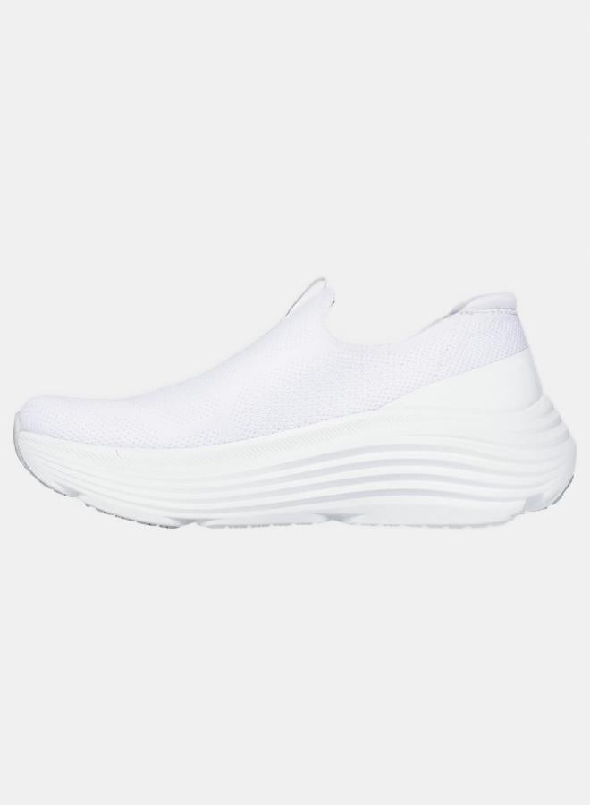 SKECHERS Max Cushioning Endeavour - Sarasota-Shoes - Image 3